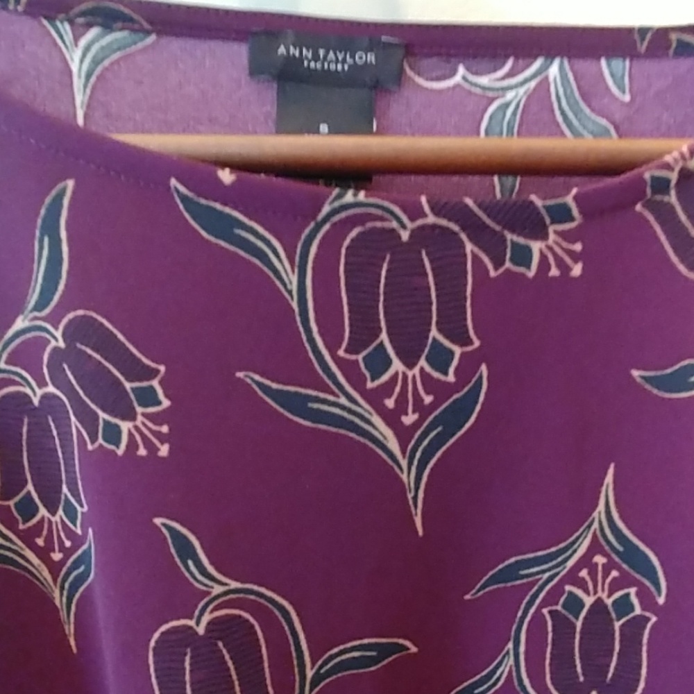 Blouse - Picture 2 of 3